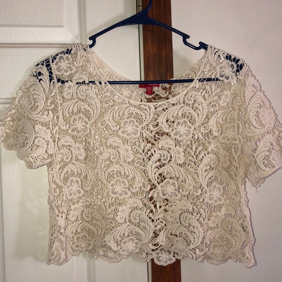 BONGO Sweaters - BONGO Cropped Shrug